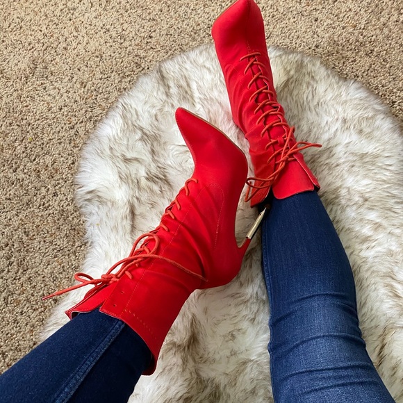 Shoes - Red boots 🤤🤤